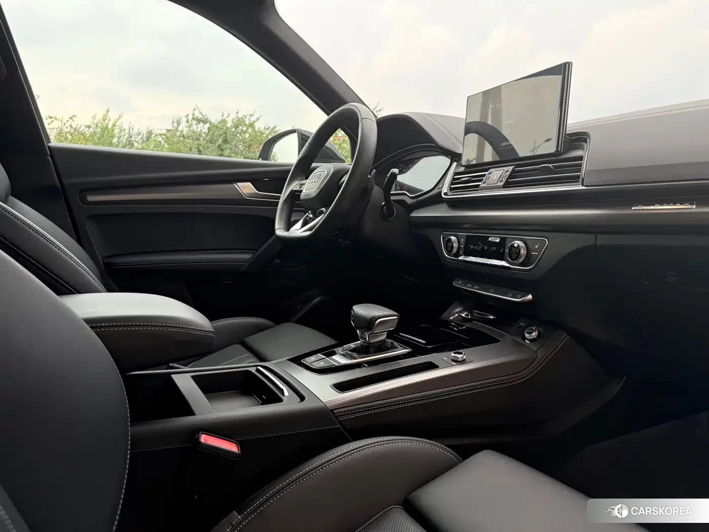 Audi Q5L 2025 Черный из Китая, фото 2
