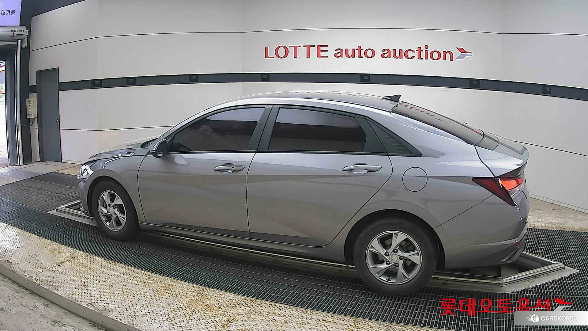 Hyundai Avante 2021 Fluid Metal из Кореи, фото 2