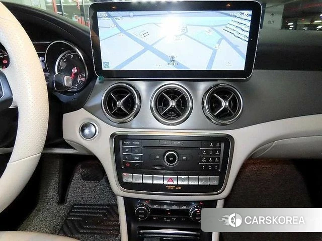 Mercedes-Benz GLA-Class X156 2019 Черный из Кореи, фото 2