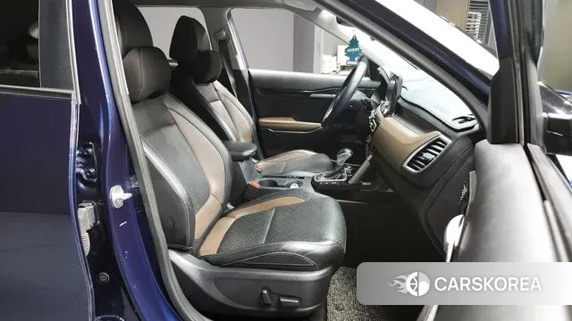 Kia Seltos 2019 Синий из Кореи, фото 2