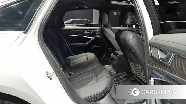 Audi A6 (C8) 2022 Белый из Кореи, фото 2