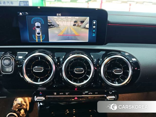 Mercedes-Benz CLA (import) 2025 Белый из Китая, фото 2