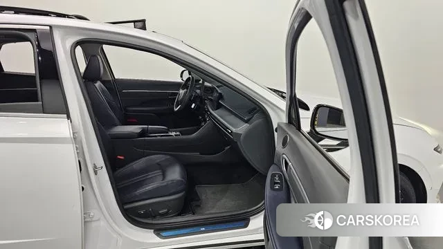 Hyundai Sonata D Edge (DN8) 2024 Белый из Кореи, фото 2