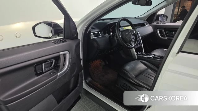 Land Rover Discovery Sports 2018 Белый из Кореи, фото 2