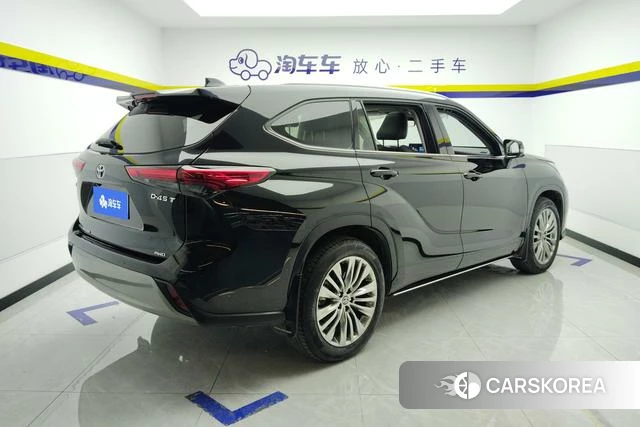 Toyota Highlander 2023 Черный из Китая, фото 2