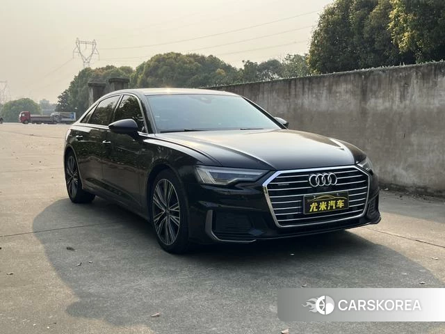 Audi A6L 2021 Черный из Китая, фото 2