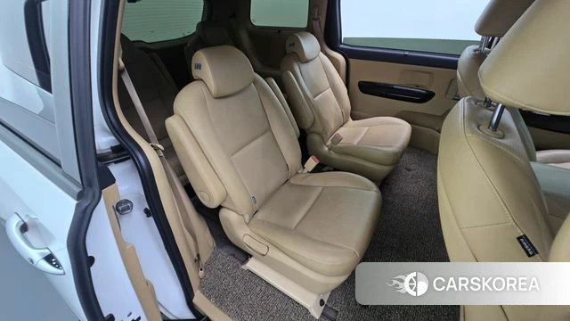 Kia The New Carnival 2018 Белый из Кореи, фото 2