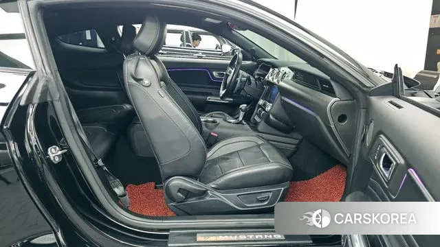 Ford Mustang 2020 Черный из Кореи, фото 2