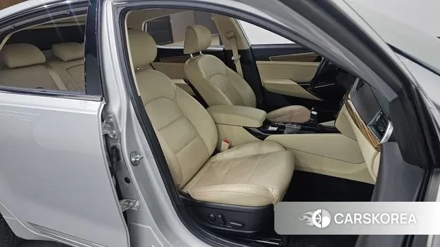 Kia Come New K7 2018 Серебристо-серый из Кореи, фото 2