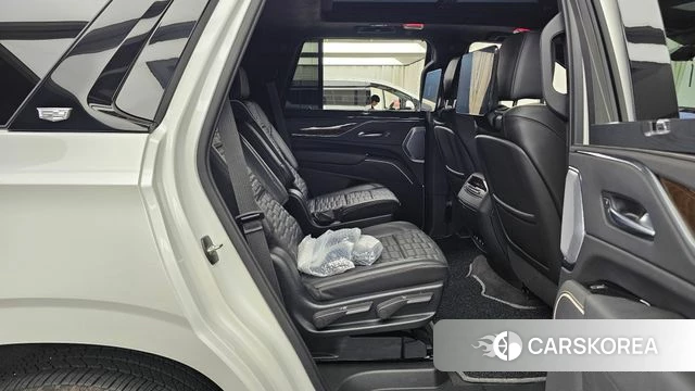 Cadillac Escalade 5th Generation 2023 Белый из Кореи, фото 2