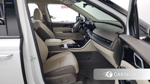 Kia Carnival 4th generation 2023 Белый из Кореи, фото 2