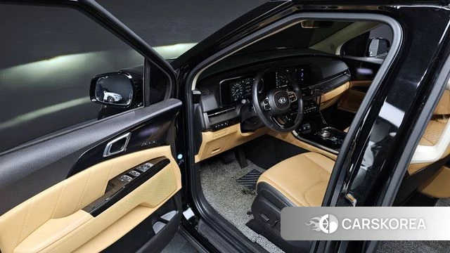 Kia Carnival 4th generation 2021 Черный из Кореи, фото 2