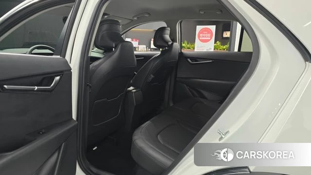 Kia Di Ol Nu Niro 2022 Белый из Кореи, фото 2