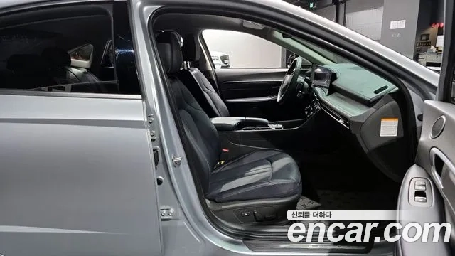 Hyundai Sonata D Edge Hybrid (DN8) 2023 Серебристо-серый из Кореи, фото 2