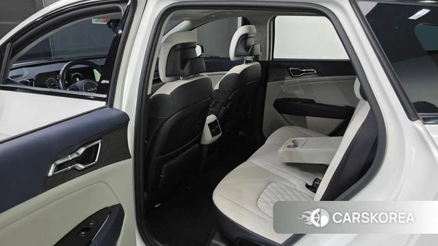 Kia Sportage 5th Generation 2022 Белый из Кореи, фото 2
