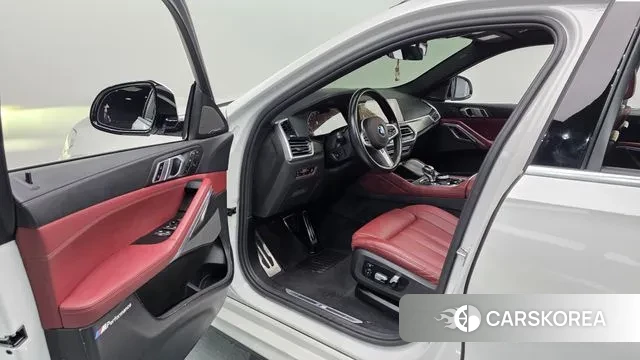 BMW X6 (G06) 2021 Белый из Кореи, фото 2