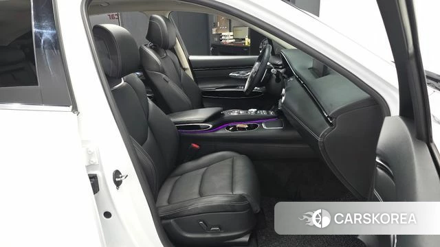 Genesis GV70 2021 Белый из Кореи, фото 2