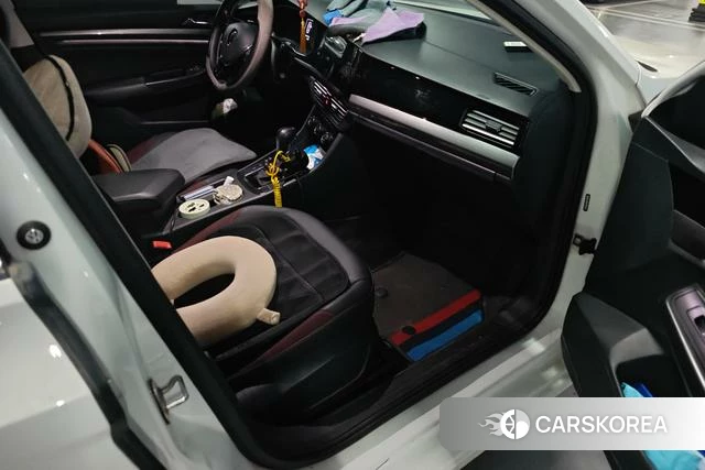Volkswagen Bora 2021 Белый из Китая, фото 2