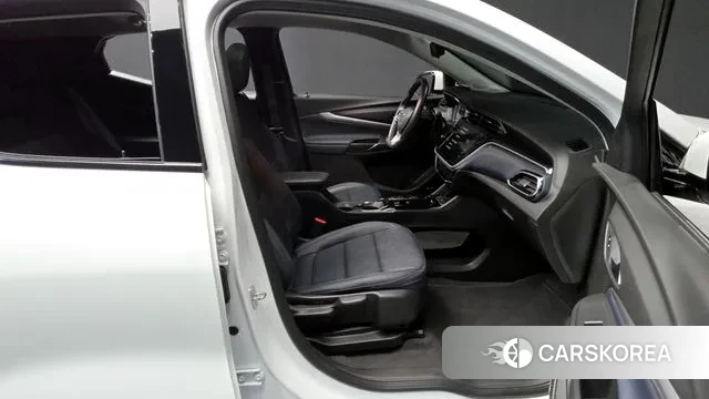 Chevrolet (GM Daewoo) Bolt EUV 2022 Белый из Кореи, фото 2