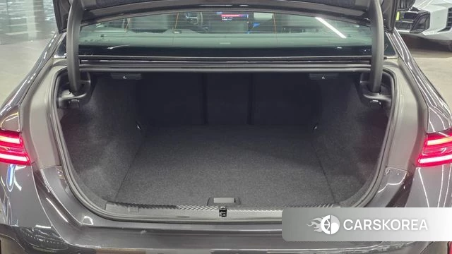 BMW i5 (G60) 2025 Серый из Кореи, фото 2
