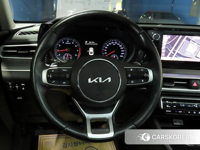 Kia K5 3rd generation 2022 Белый из Кореи, фото 2