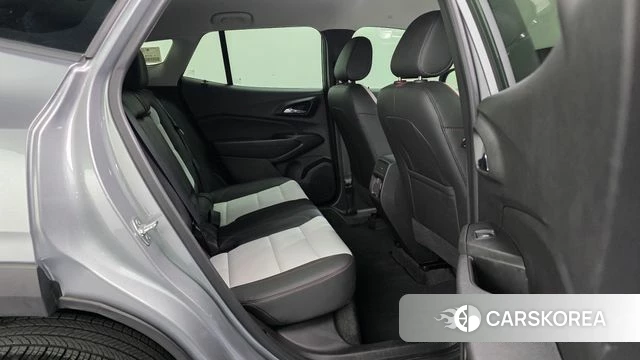 Chevrolet (GM Daewoo) Trax Crossover 2025 Серый из Кореи, фото 2