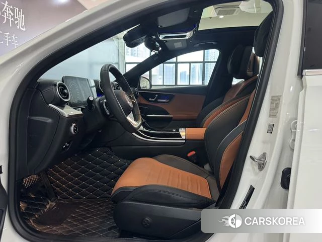 Mercedes-Benz Class C 2023 Белый из Китая, фото 2