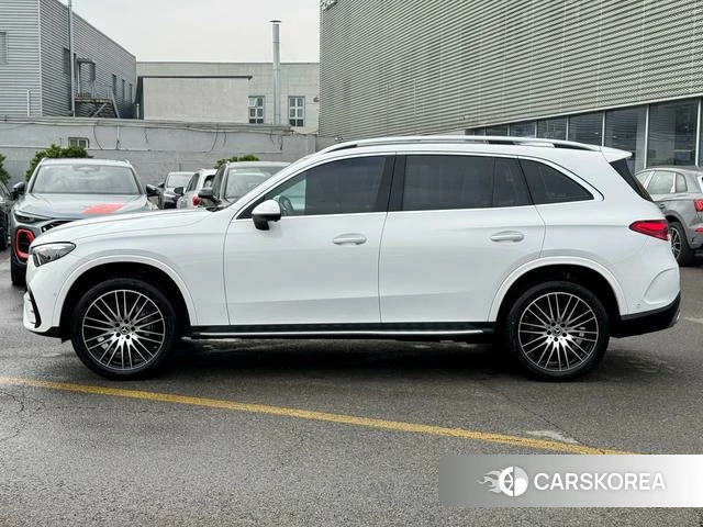 Mercedes-Benz GLC 2024 Белый из Китая, фото 2