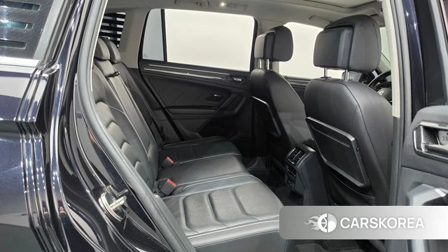Volkswagen Tiguan second Generation 2020 Черный из Кореи, фото 2