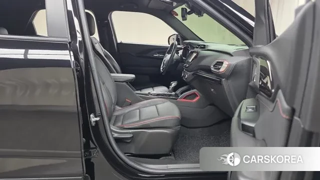 Chevrolet (GM Daewoo) Trailblazer 2022 Черный из Кореи, фото 2