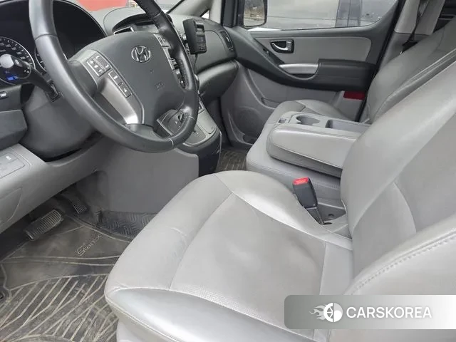 Hyundai The New Grand Starex 2020 Белый из Кореи, фото 2