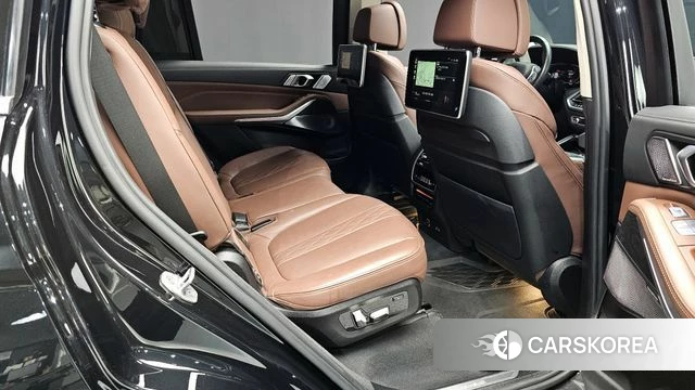 BMW X7 (G07) 2022 Черный из Кореи, фото 2