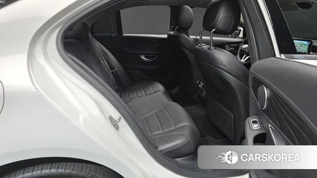 Mercedes-Benz C-Class W205 2019 Белый из Кореи, фото 2