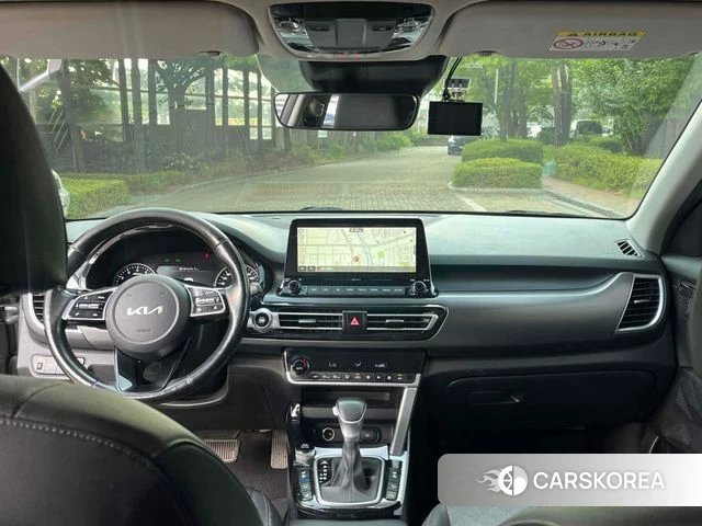 Kia Seltos 2022 Серый из Кореи, фото 2