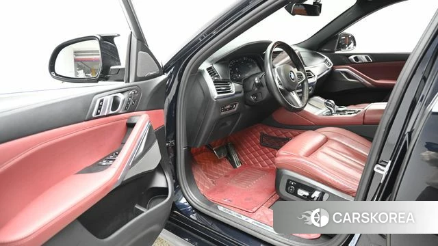 BMW X6 (G06) 2021 Черный из Кореи, фото 2
