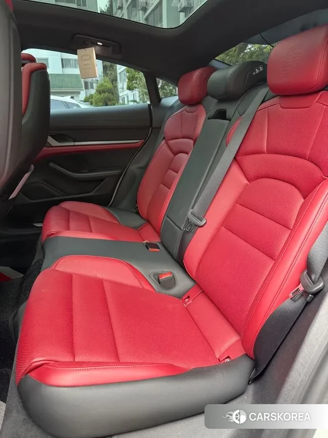 Porsche Taycan 2021 Белый из Кореи, фото 2