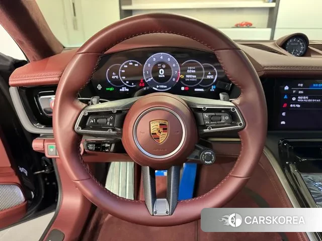 Porsche Panamera (972) 2024 Черный из Кореи, фото 2