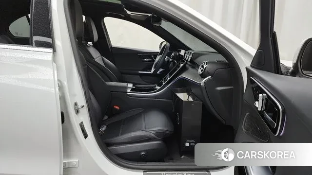 Mercedes-Benz C-Class W206 2025 Белый из Кореи, фото 2