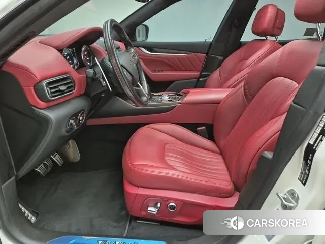 Maserati Levante 2022 Белый из Кореи, фото 2