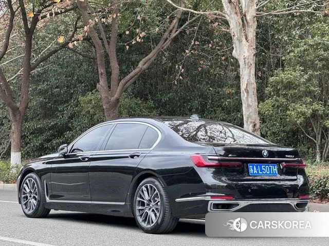 BMW 7 series 2022 Черный из Китая, фото 2