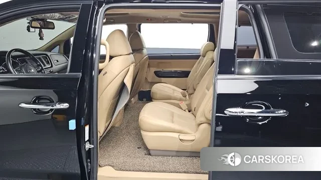 Kia The New Carnival 2018 Черный из Кореи, фото 2