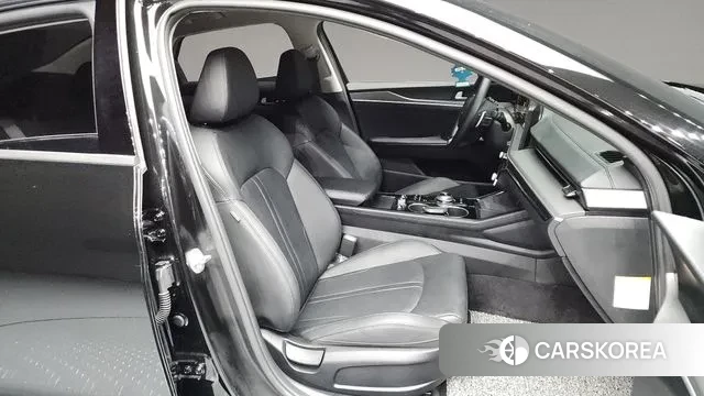 Kia The New K5 Hybrid 3rd generation 2024 Черный из Кореи, фото 2