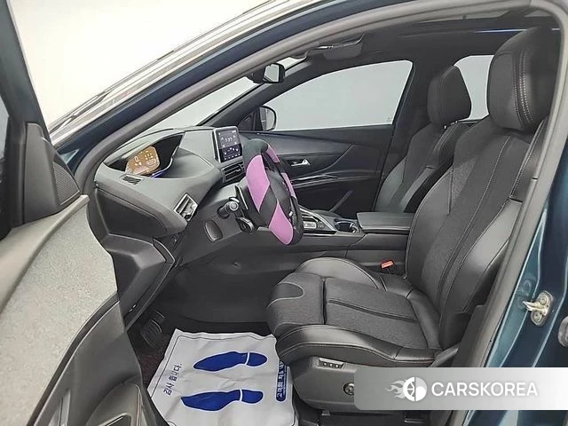 Peugeot 5008 second generation 2021 Темно-зеленый из Кореи, фото 2