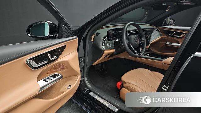 Mercedes-Benz E-Class W214 2025 Черный из Кореи, фото 2