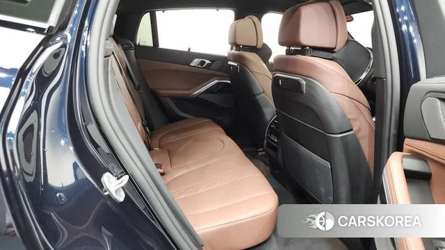 BMW X6 (G06) 2025 Черный из Кореи, фото 2