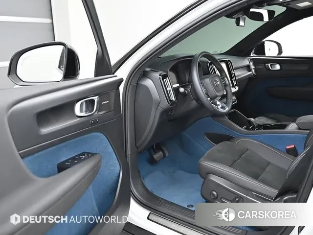 Volvo XC40 Richards 2024 Белый из Кореи, фото 2