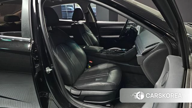 Hyundai Sonata (DN8) 2022 Черный из Кореи, фото 2