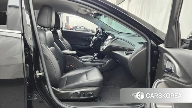 Chevrolet (GM Daewoo) The New Malibu 2022 Черный из Кореи, фото 2