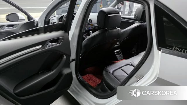 Audi New A3 2019 Белый из Кореи, фото 2