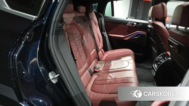 BMW X6 (G06) 2021 Черный из Кореи, фото 2